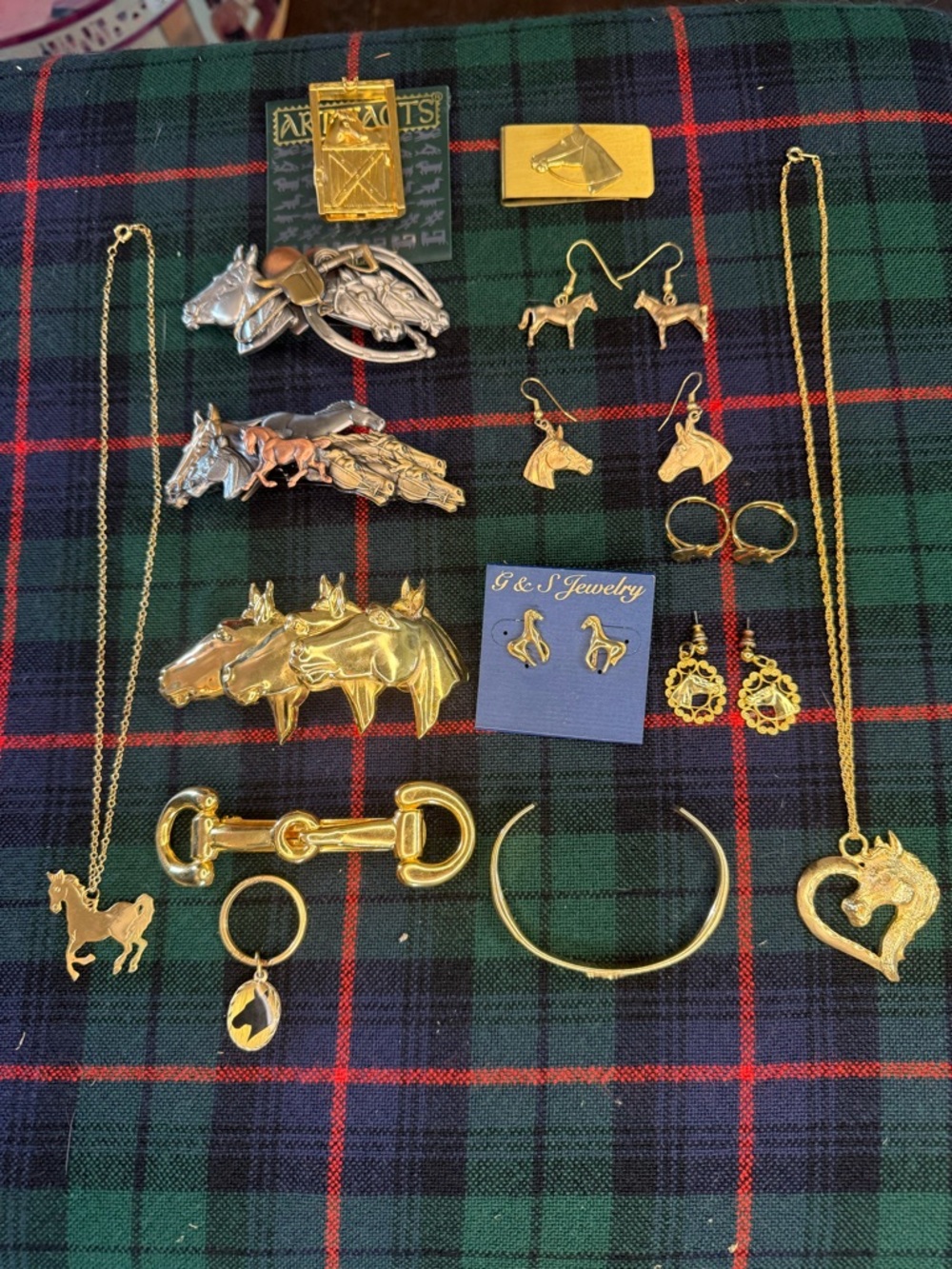 Assorted Horse Equestrian Themed Gold Tone Jewelry Lot
